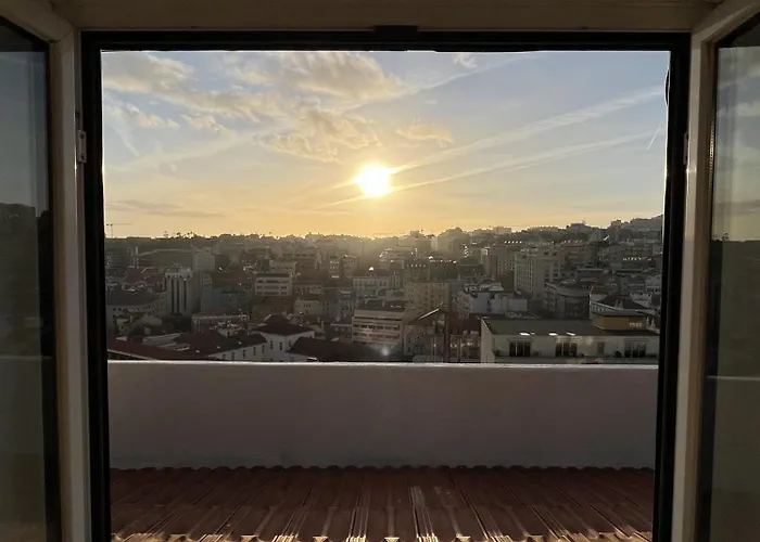 Central View Apartment